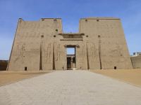 Edfu und seinem Horus-Tempel