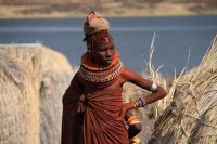 Turkana-Frau auf Besuch