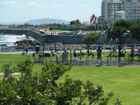 Geiles Outdoor-Gym mit Stepper und Co.