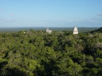 Weitblick auf dem Templo IV