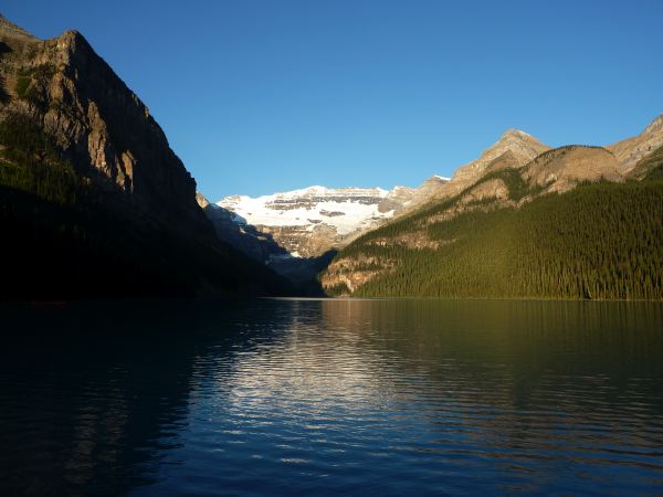 Lake Luise - 6:50 im Morgenlicht