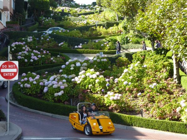 Mit dem Spaßmobil auf der Lombard Street