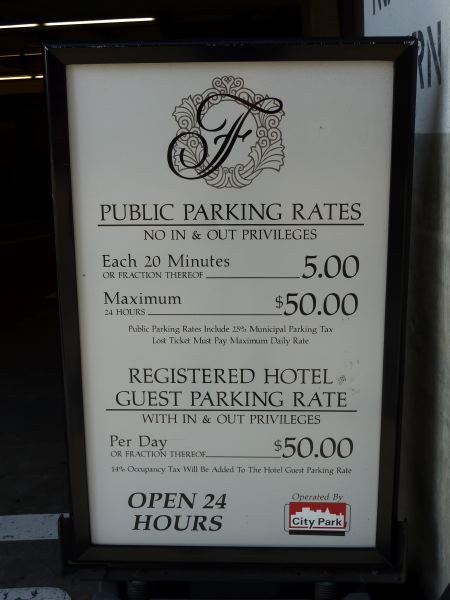 Da soll in München noch einmal einer über Parkgebühren jammern ;-)