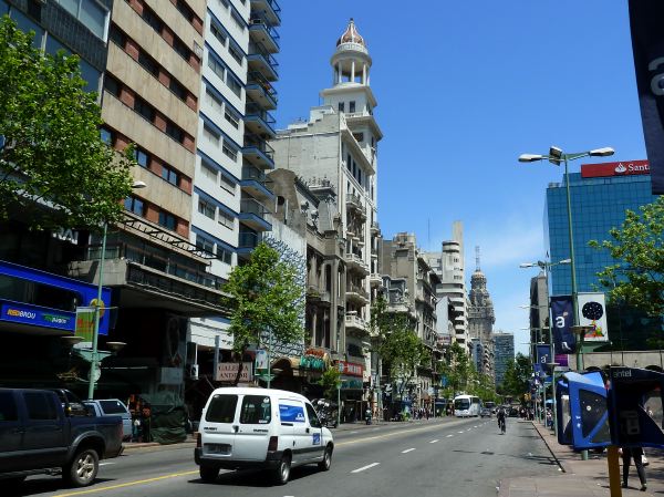 Auf der Avenida 18 de Julio