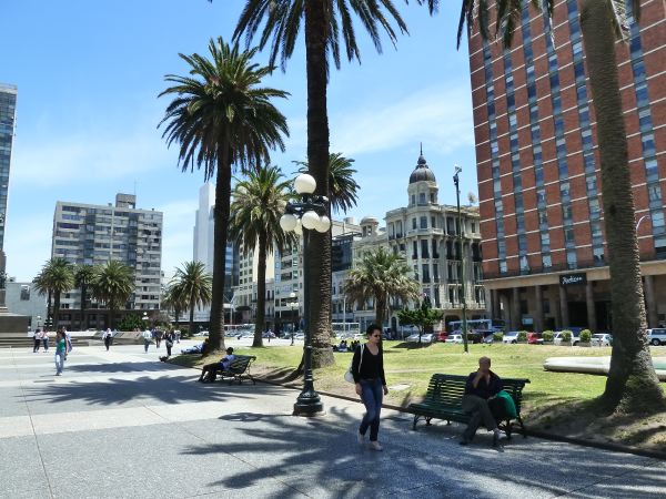 Am Plaza de Independencia